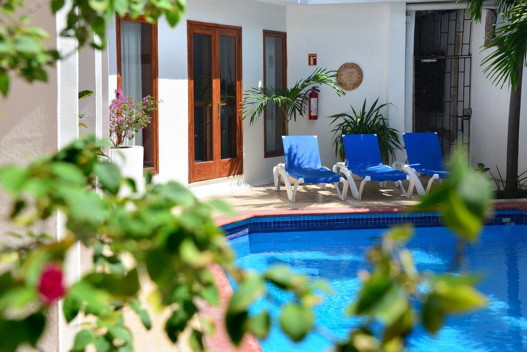 Hotel Club Yebo Playa del Carmen Esterno foto