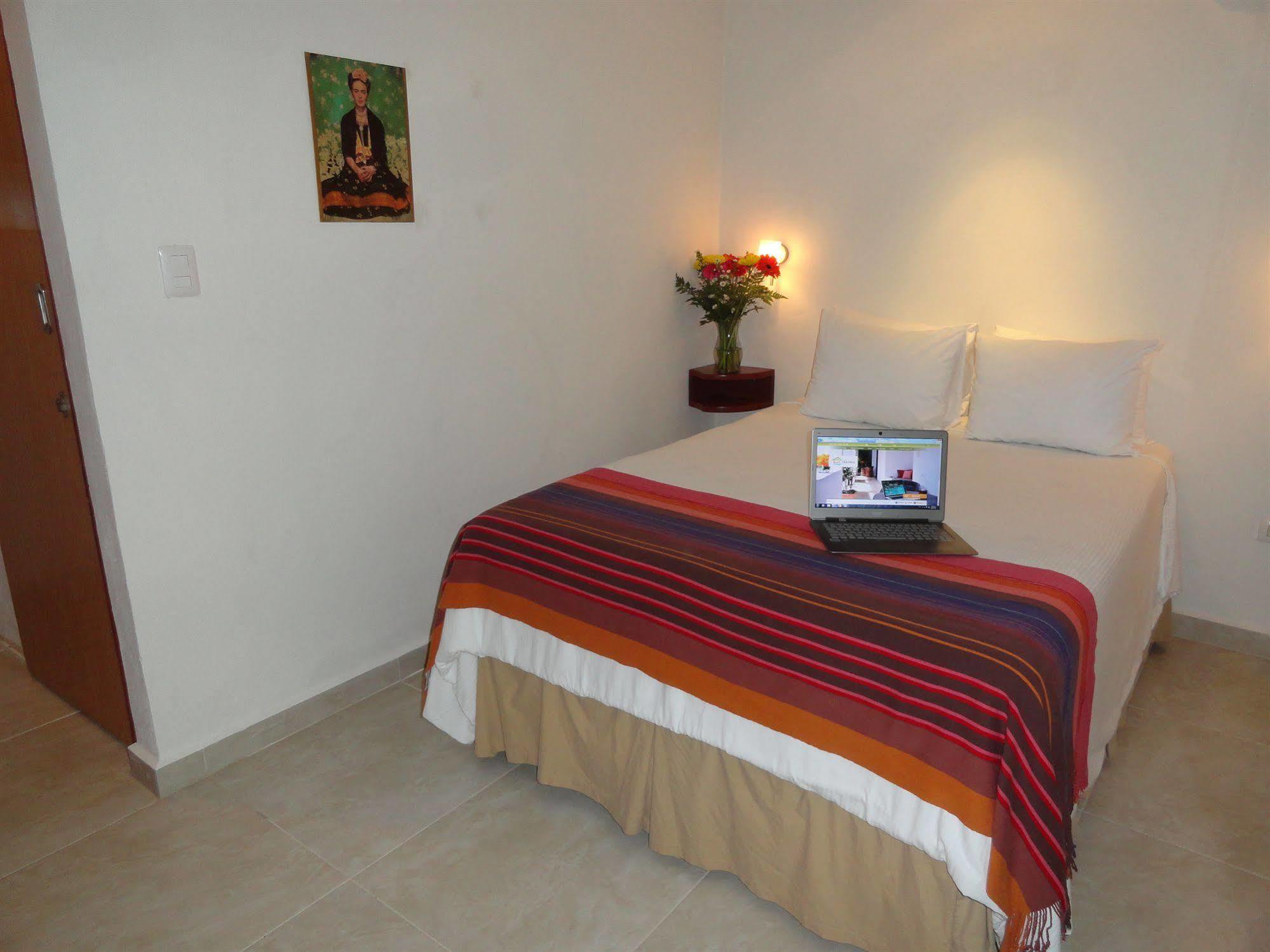 Hotel Club Yebo Playa del Carmen Esterno foto
